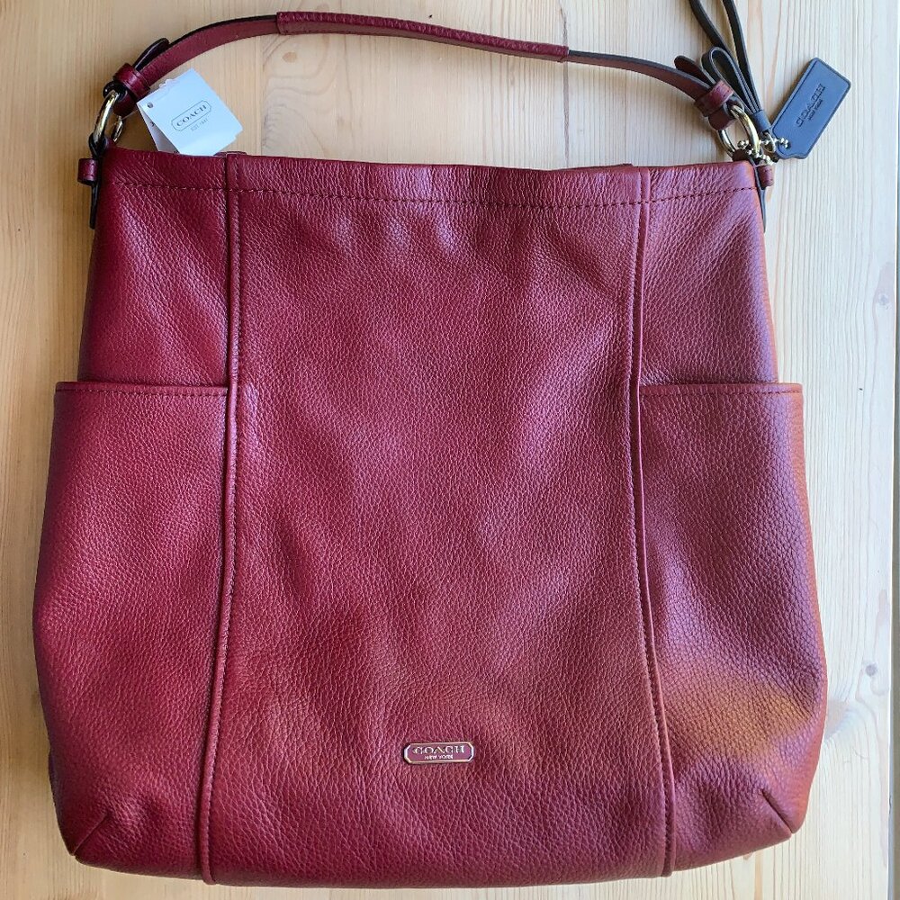 Coach Park Pebbled Leather Hobo Shoulder Bag in Oxblood NWT